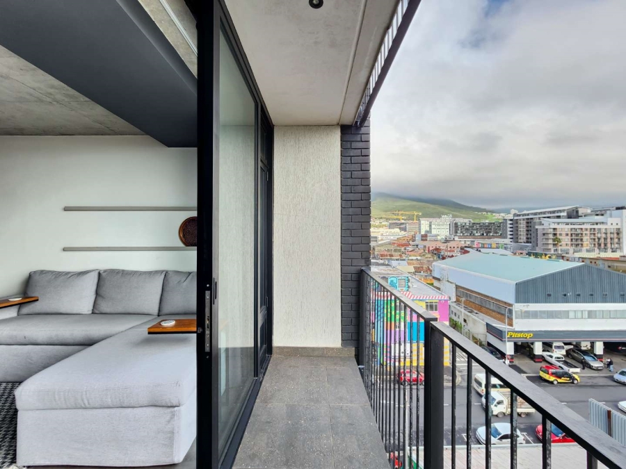 1 Bedroom Property for Sale in Woodstock Western Cape